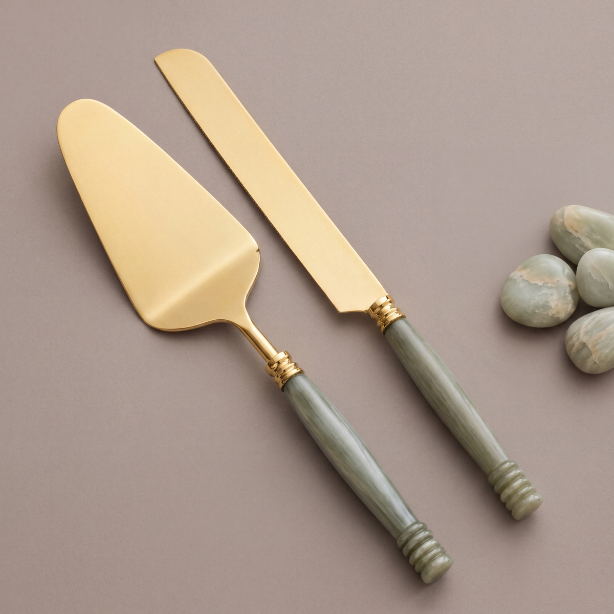 Jade cake set of 2 (knife with cake lifting spatula)
