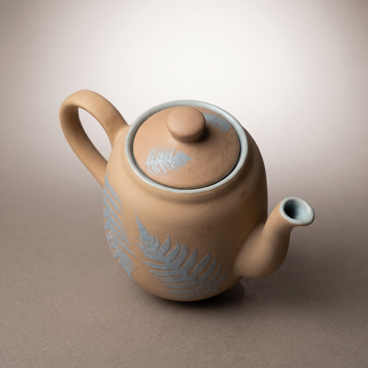 Dual Tone tea kettle (6 cups capacity)