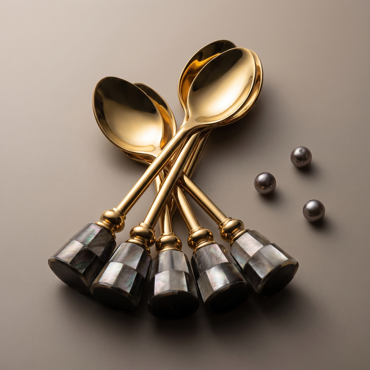 Black mother-of-pearl coffee spoons (set of 6)