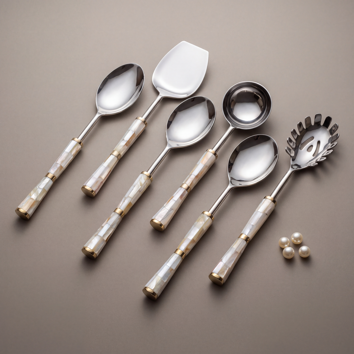 White mother-of-pearl serving set of 6