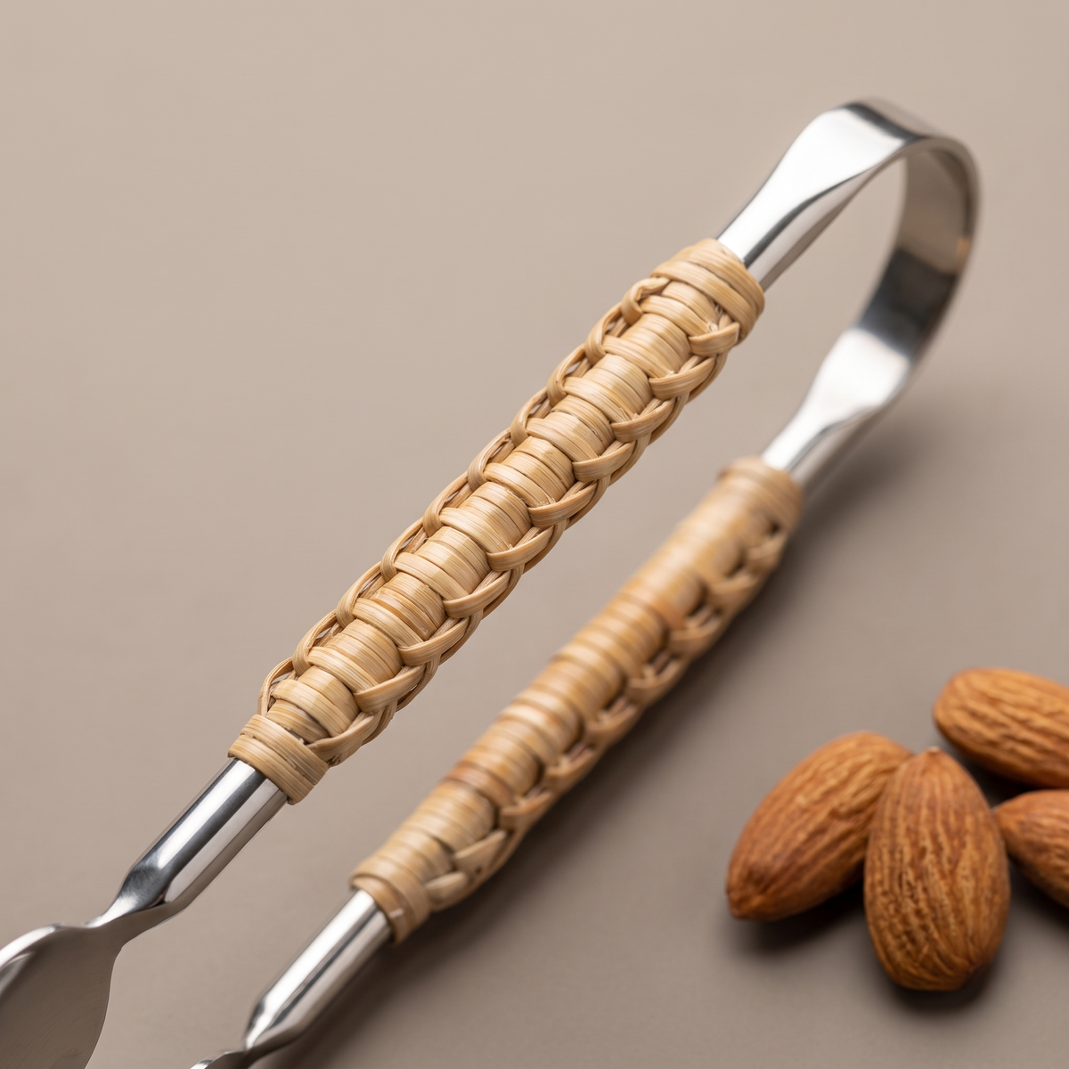Rattan pastry tong