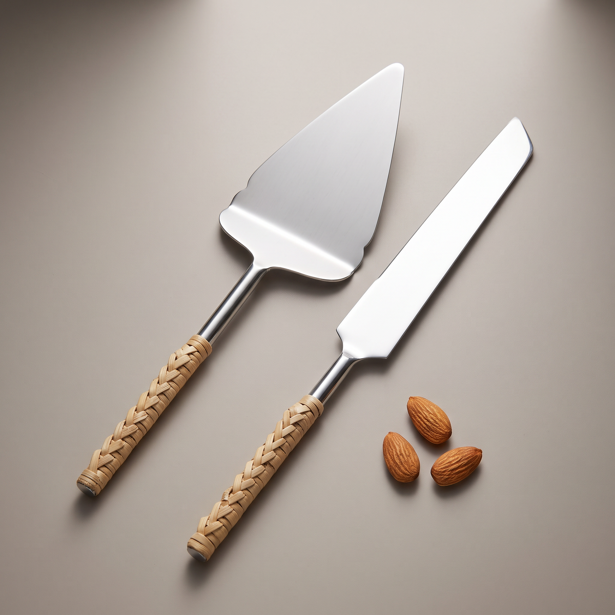Rattan cake set of 2 (knife with cake lifting spatula)
