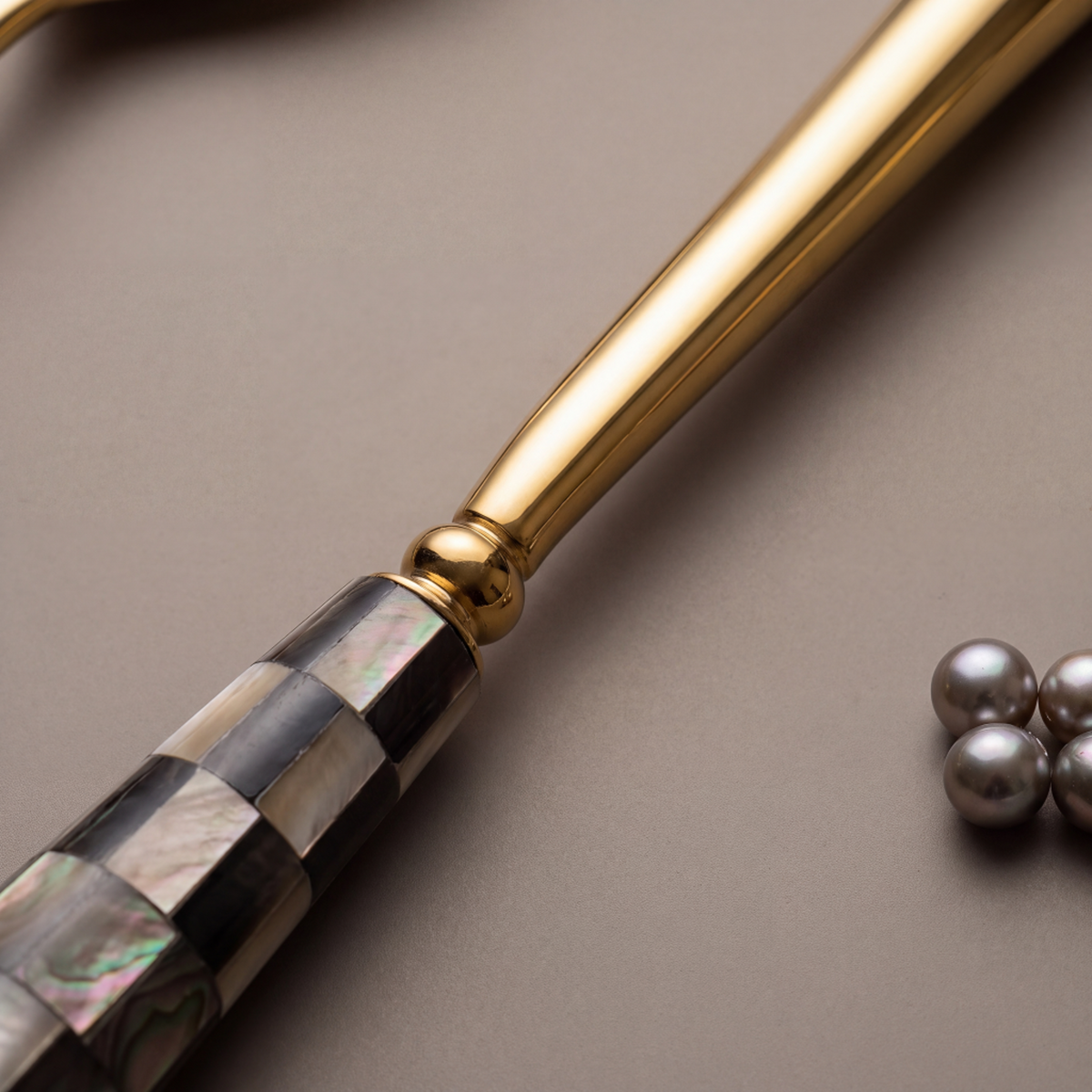 Black mother-of-pearl serving set of 6