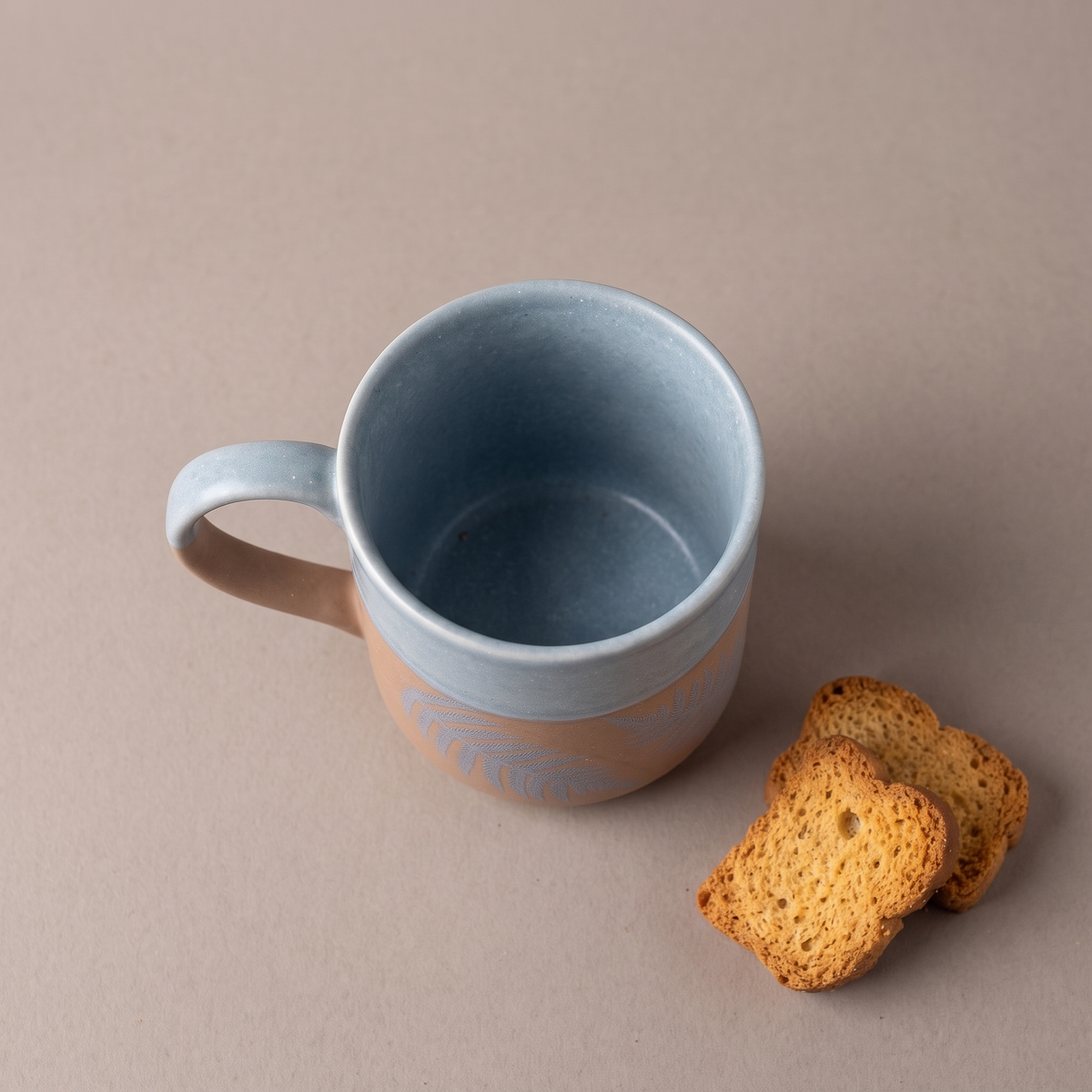 Dual Tone plain coffee mugs (set of 2)