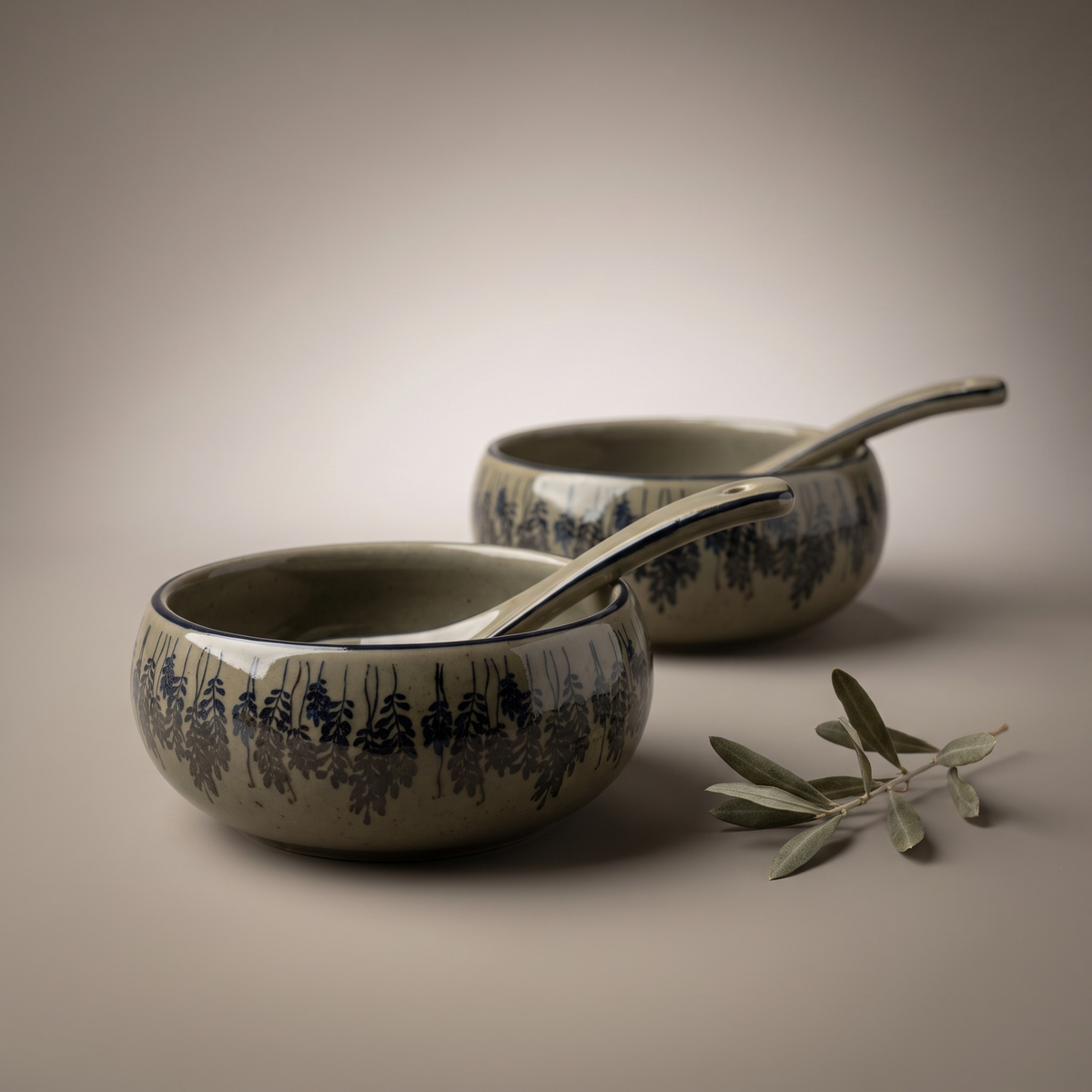 Olive & Dandelion soup bowls with spoons (set of 4)
