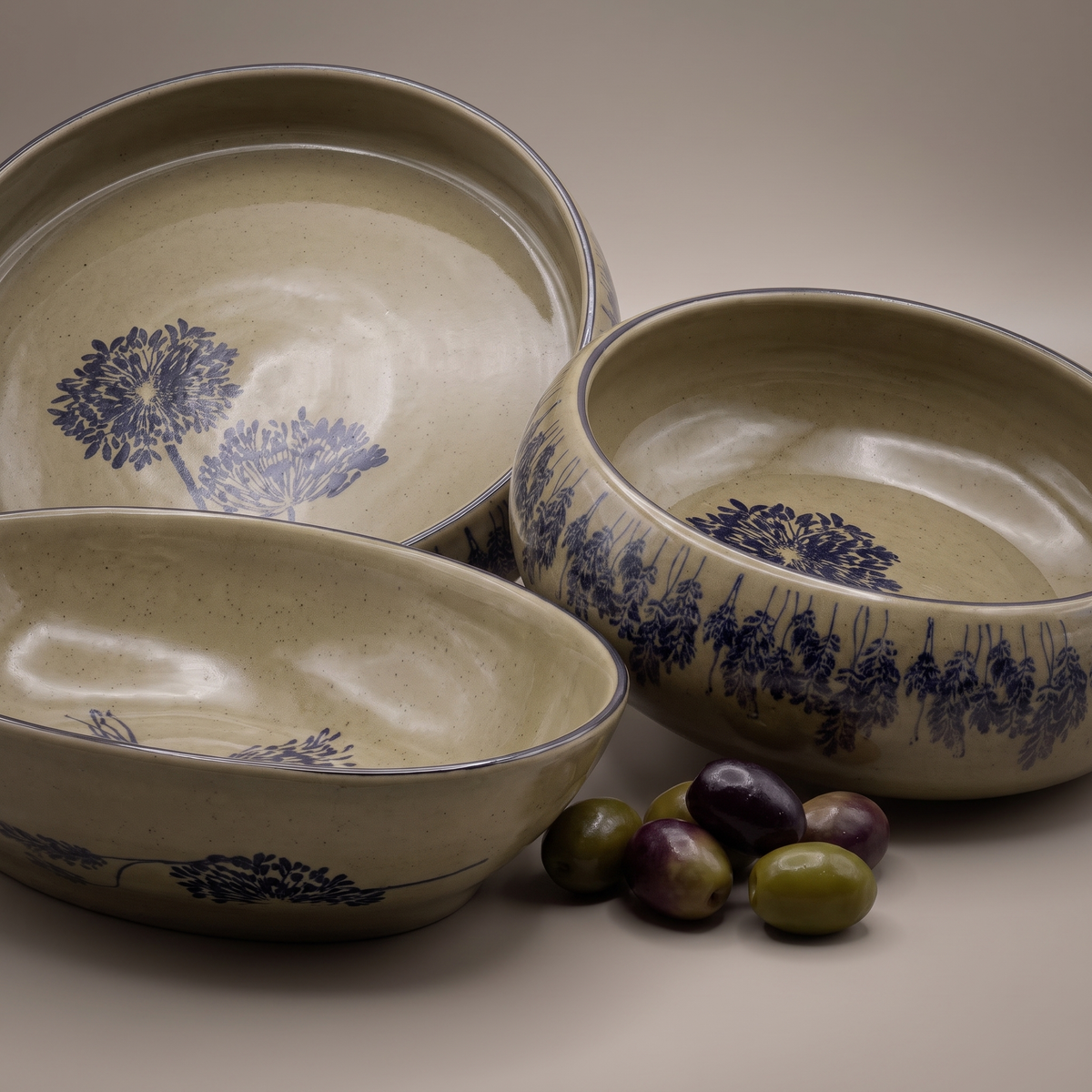 Olive & Dandelion serving bowls (set of 3)