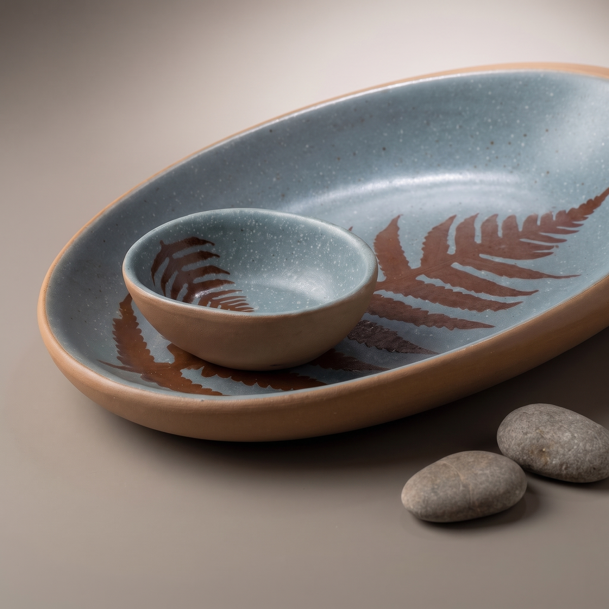 Dual Tone oval platter (with dip bowl & spoon)