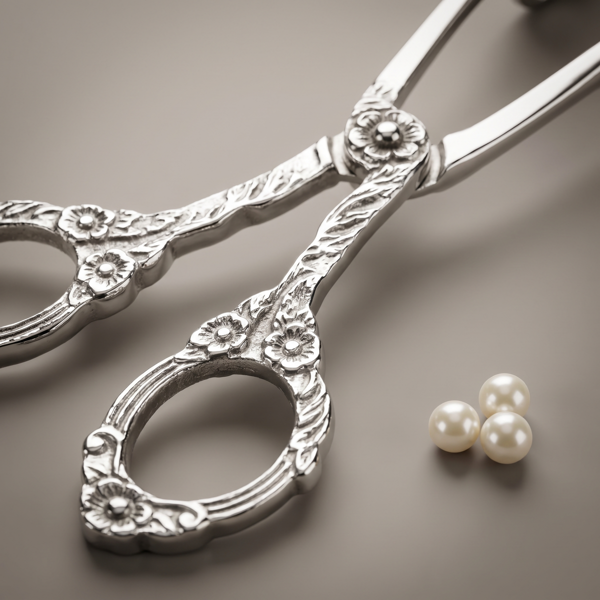 Vintage pastry tong