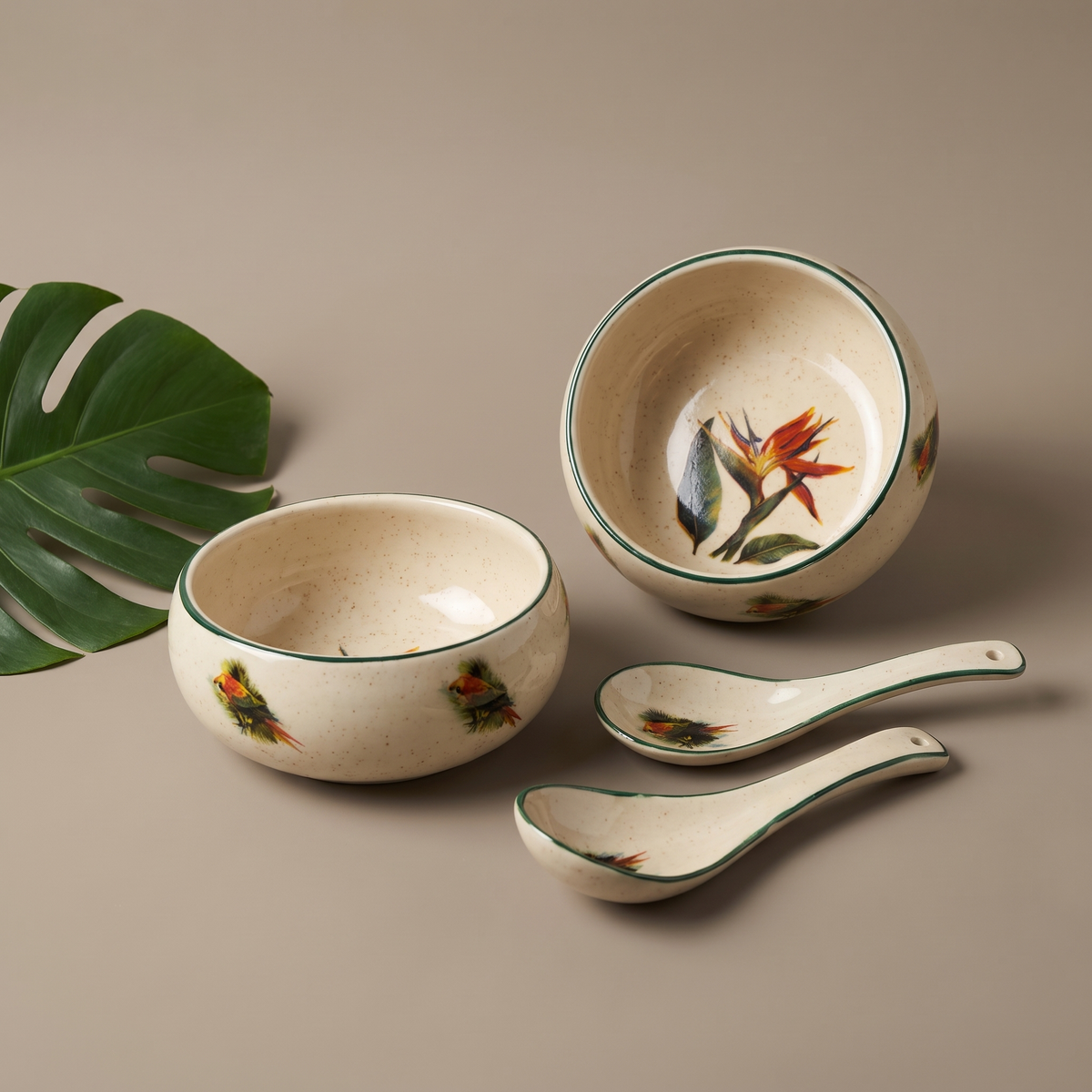 Tropical soup bowls with spoons (set of 4)