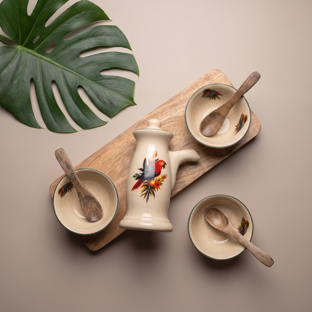 Tropical triple dip tray with sauce kettle