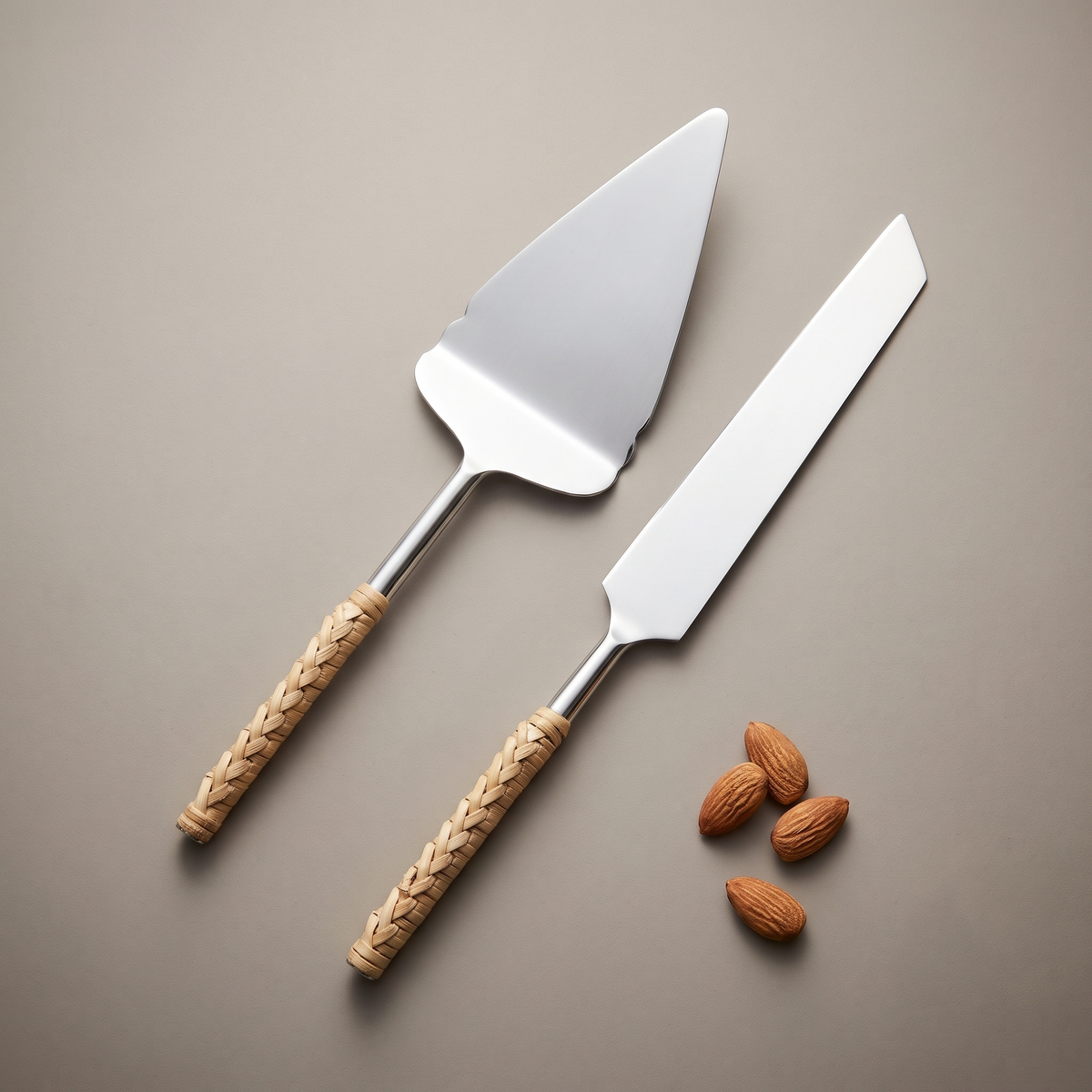 Rattan cake set of 2 (knife with cake lifting spatula)
